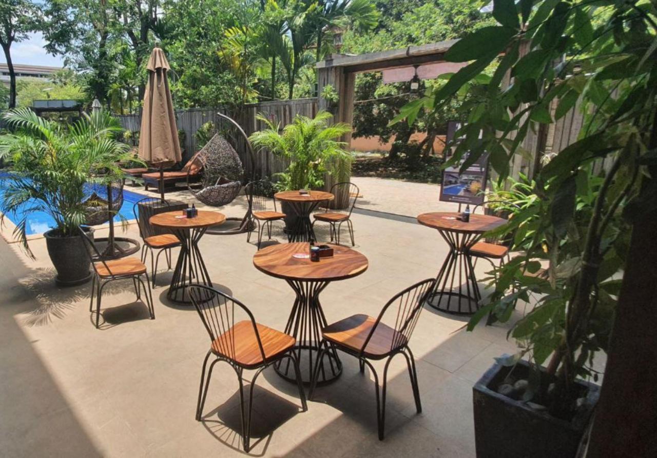 Hotel Three Little Birds Siem Reap Exterior foto